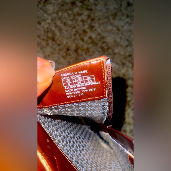 Tommy Hilfiger boots - Picture 3 of 4